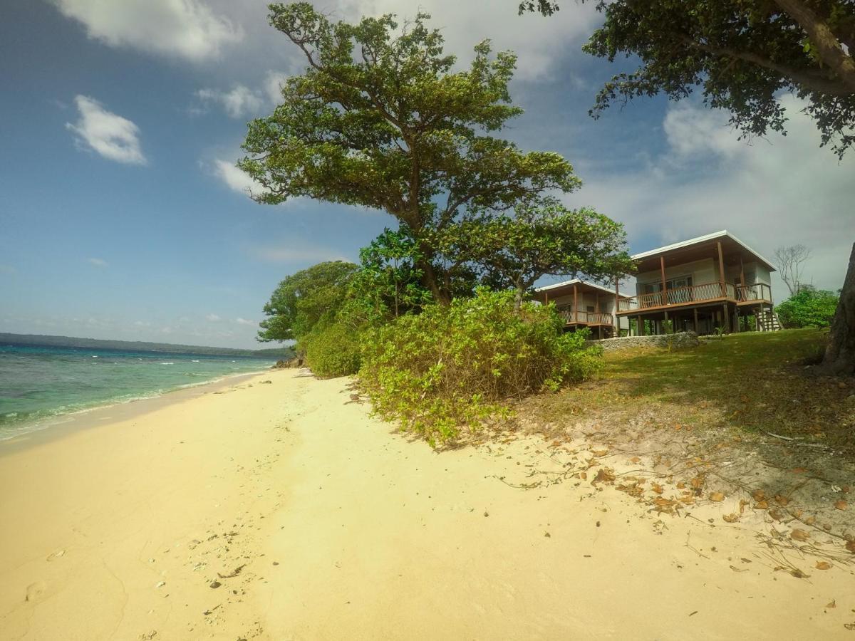Aore Breeze Luganville Bagian luar foto